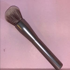 Urban decay optical blurring brush